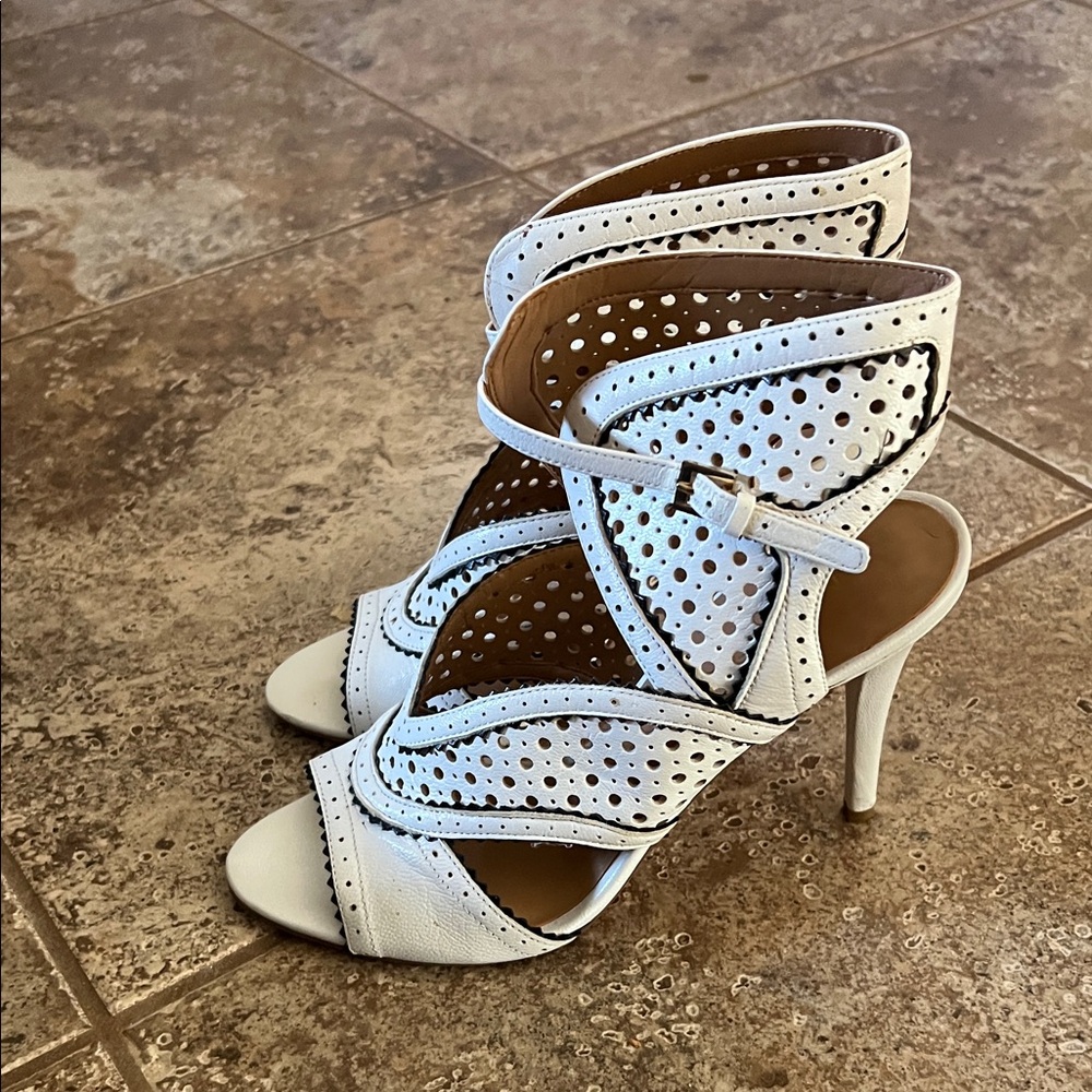 Nine West White Perforated Heels - Picture 3 of 7